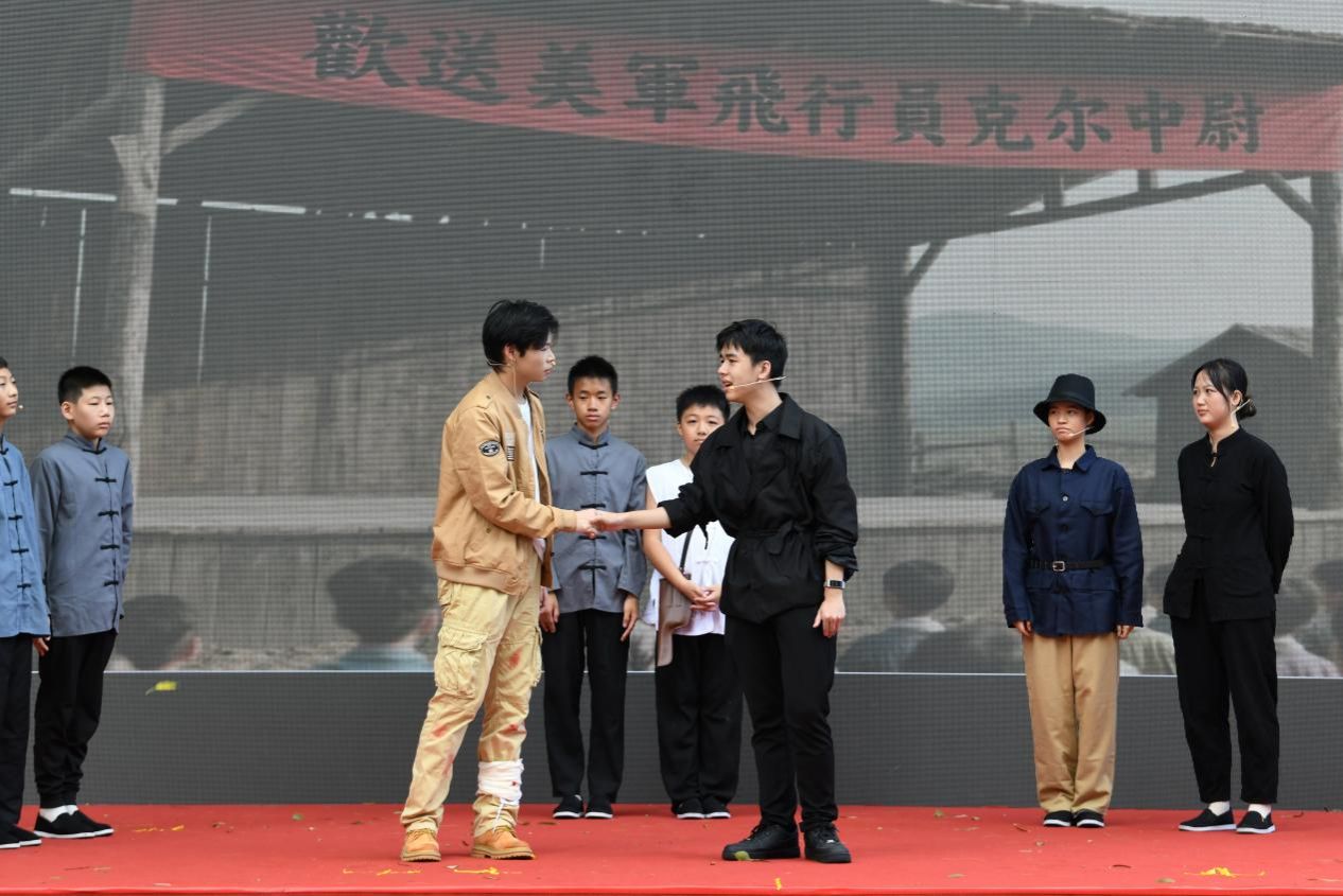 2ceb550ce873b353e0b9ece7d032980c