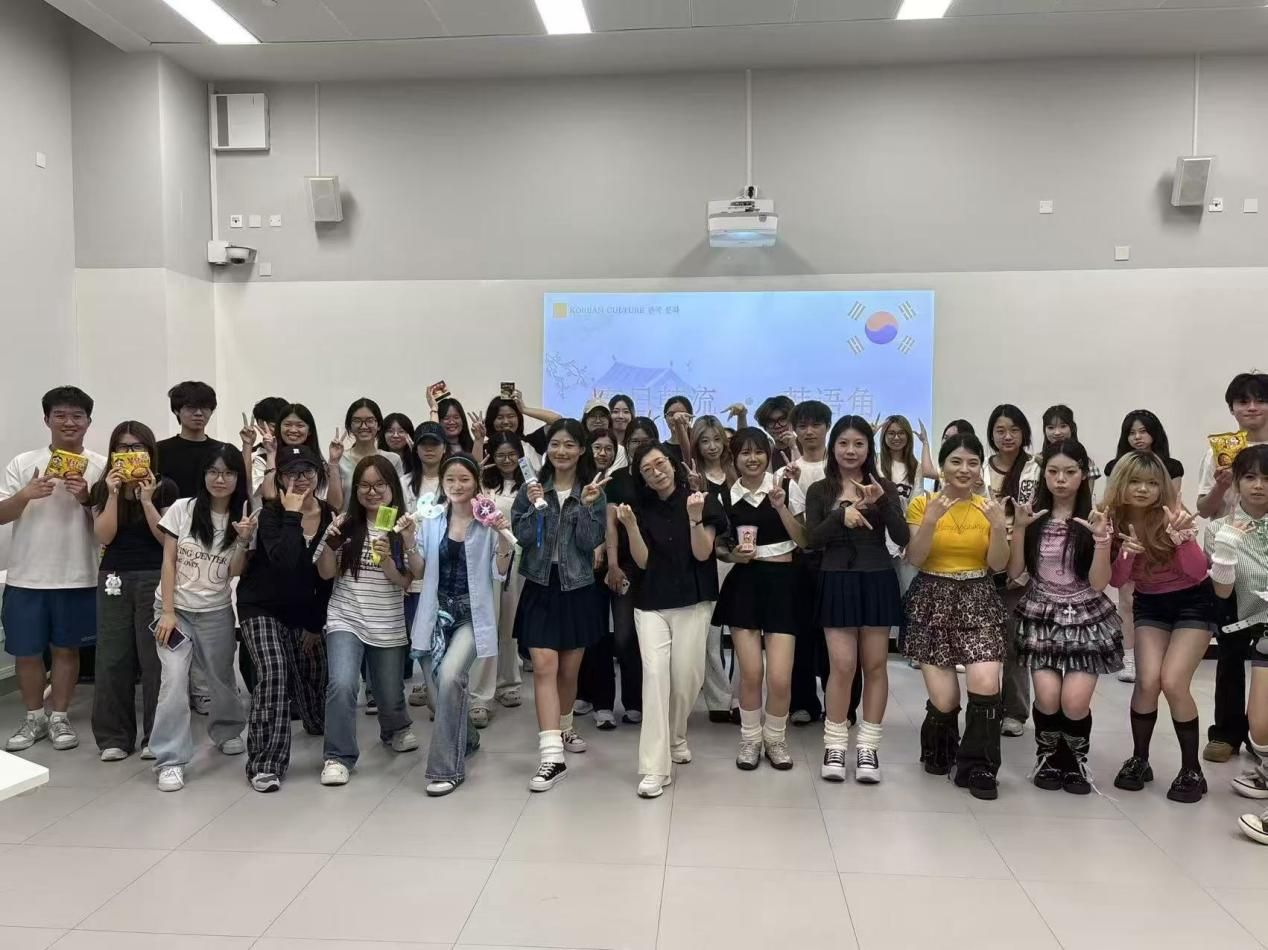 5f9cc8b6bdfa48c26af8560a3d0d556d