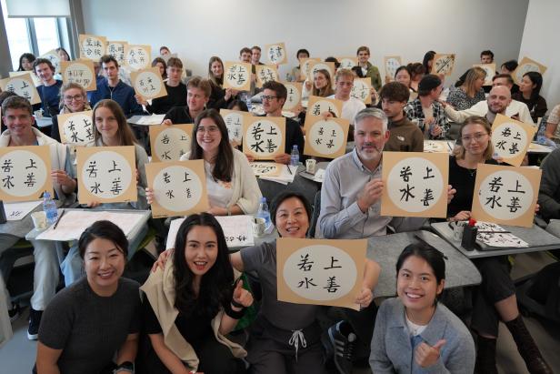 aabf48eb629e5504f4f54f522bdcc19a