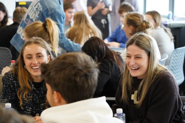 98ec482d0073c4bcad46a40d49fd4180